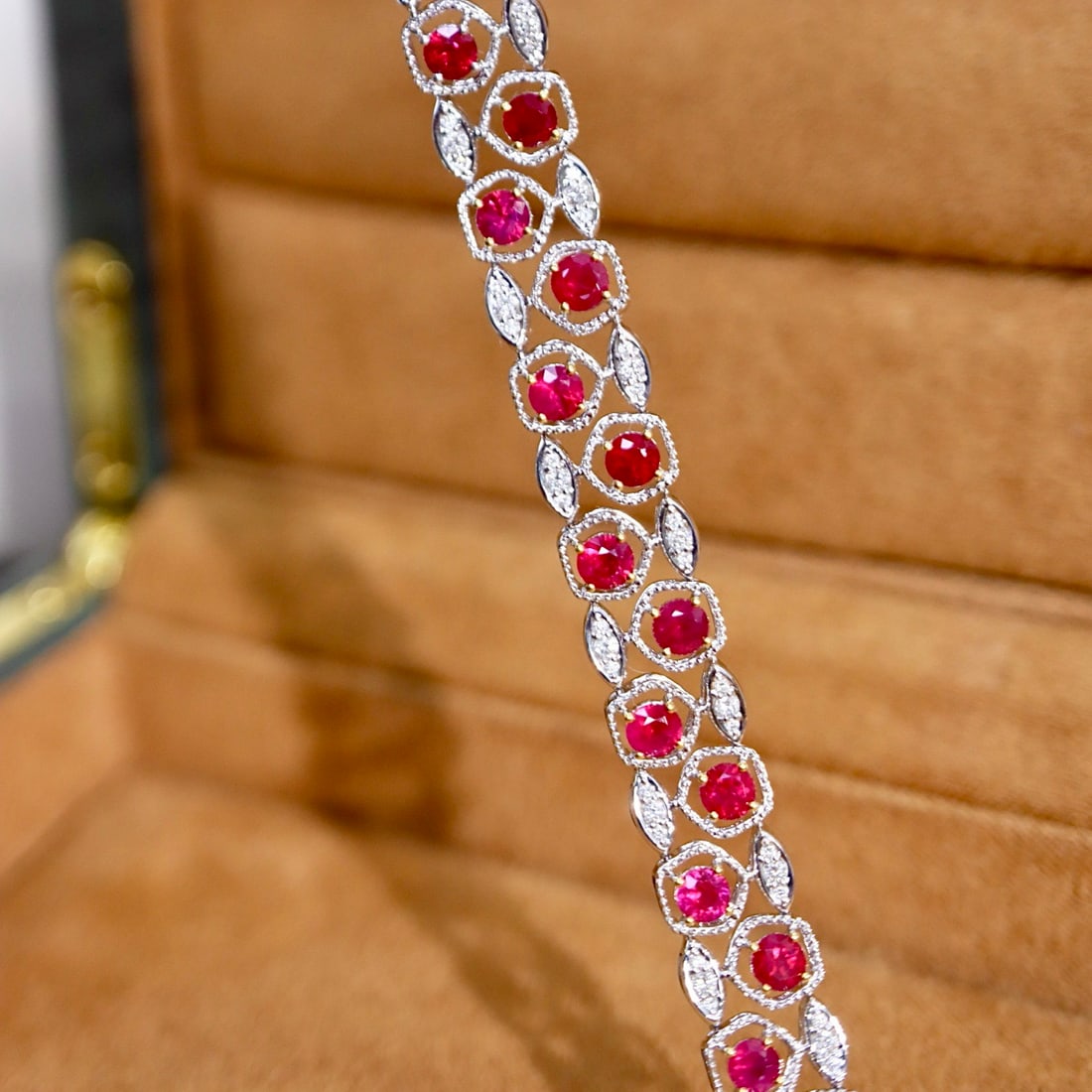 14k Gold 4.86 Ctw Natural Ruby & Diamond Bracelet: Ref:231136131 // gold content:14k gold // main gemstone:ruby // shape:round // carat weight:4. 35ct // color:red // treatment:natural // cut grade:g // // adjacent gemstone 2 : diamond // shape:round