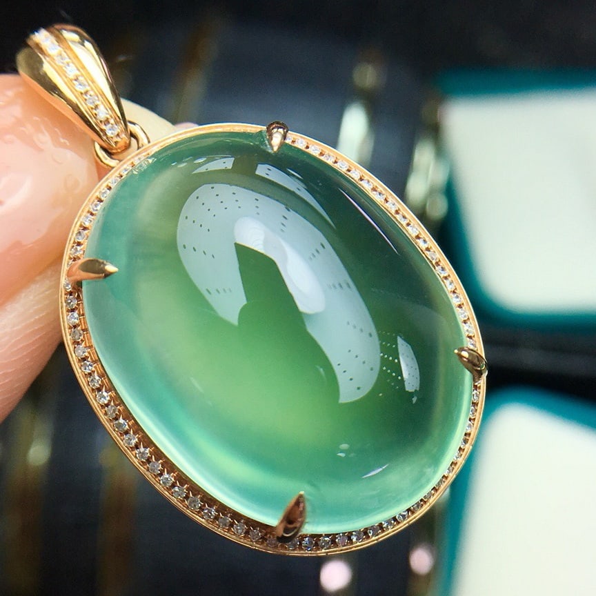 14k Gold 32.5 Ct Natural Prehnite & Diamond Pendant( Without Chain ) - 2