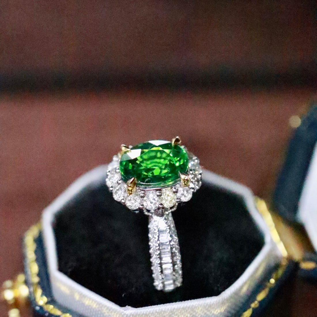 14k Gold 1.67 Ctw Natural Tsavorite & Diamond Ring - 2