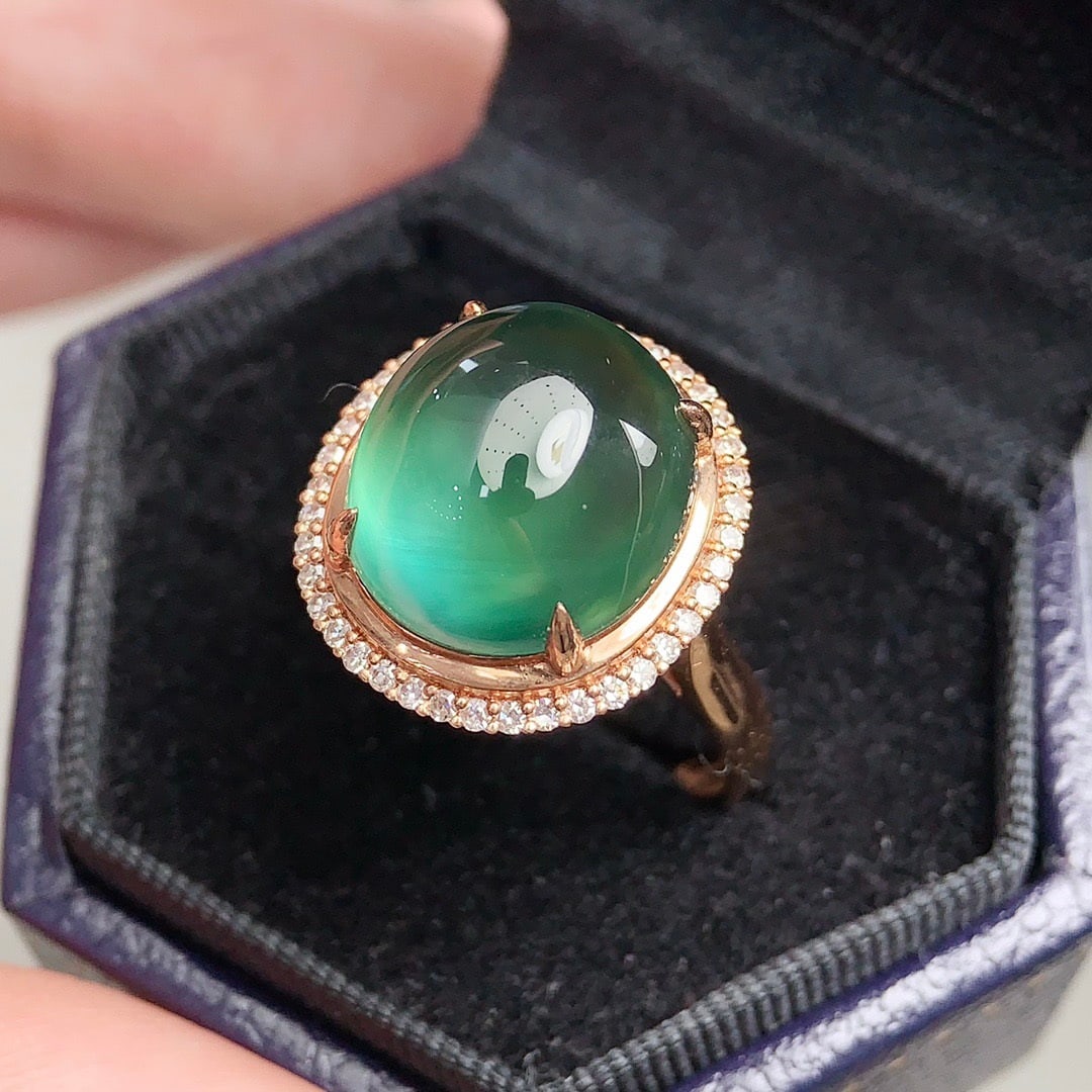 14k Gold 12 Ct Natural Prehnite & Diamond Ring - 2