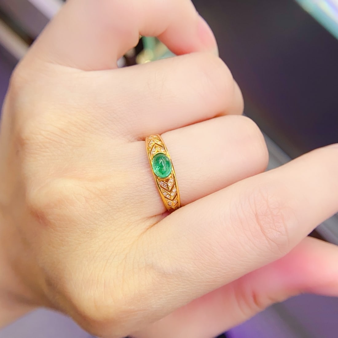 14k Gold 0.65 Ct Natural Emerald & Diamond Ring - 6