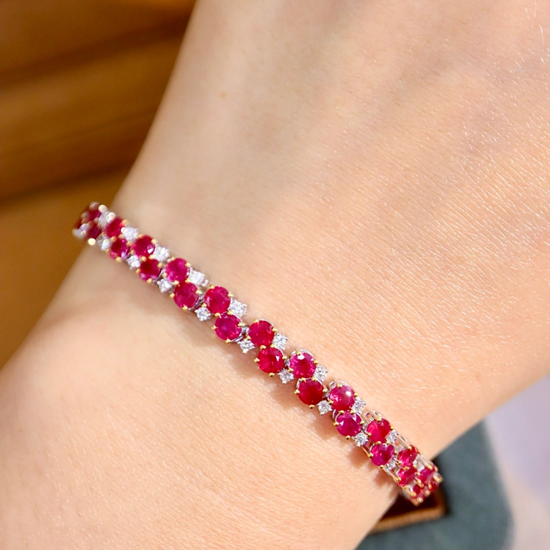 14k Gold 8.71 Ctw Natural Ruby & Diamond Bracelet - 8