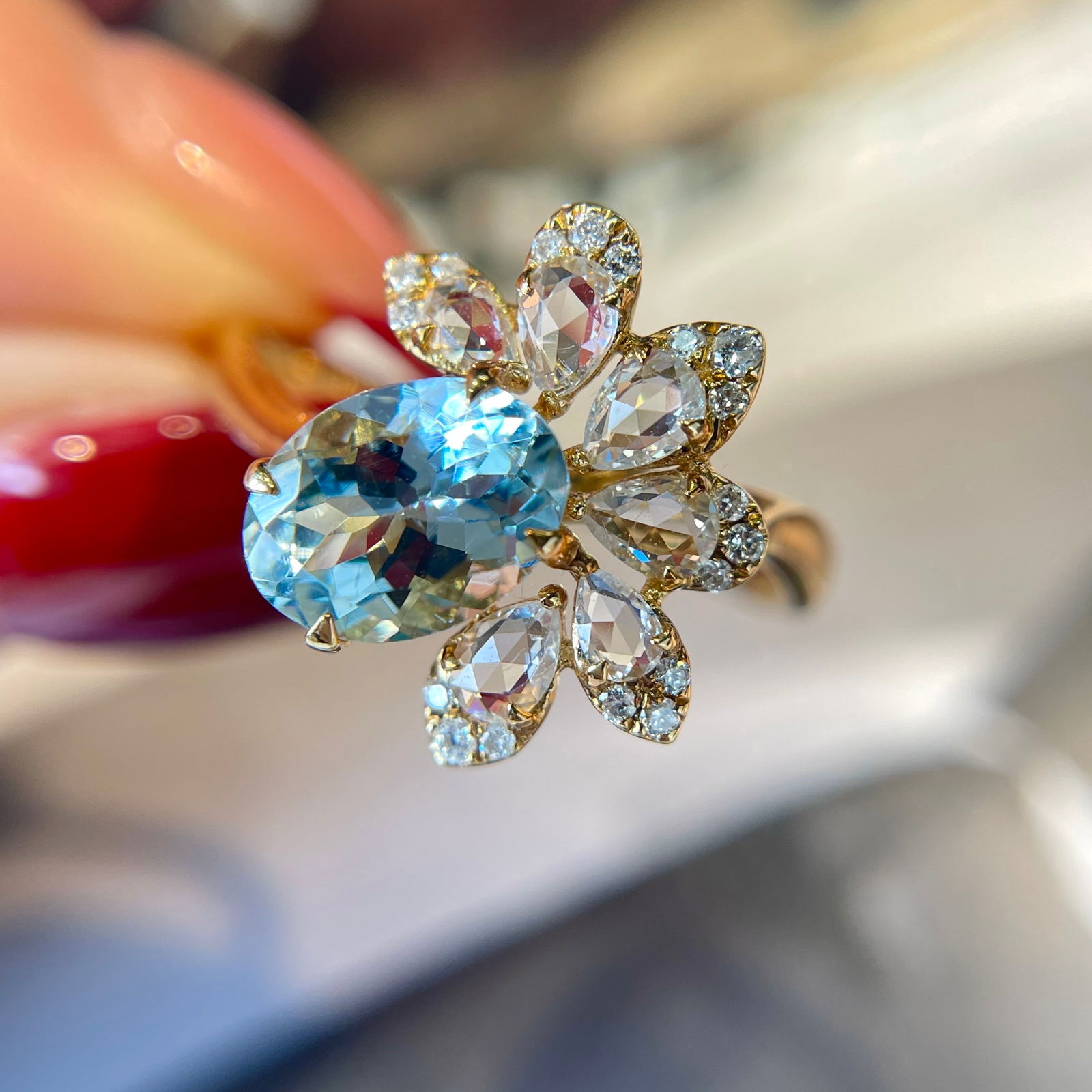 14k Gold 1 Ct Natural Aquamarine & Diamond & Sapphire Ring: Ref:231136205 // gold content:14k gold // ring size:7. 25us // // main gemstone:aquamarine // shape:oval // carat weight:1ct // color:blue // treatment:natural // // adjacent gemstone 2 : diamond