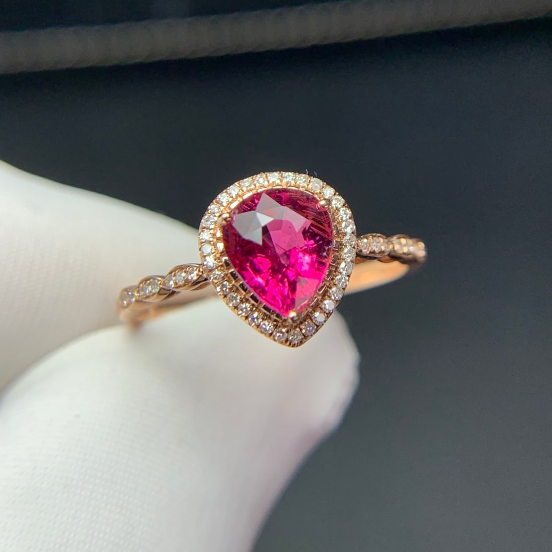 14k Gold 1.3 Ct Natural Tourmaline & Diamond Ring - 7