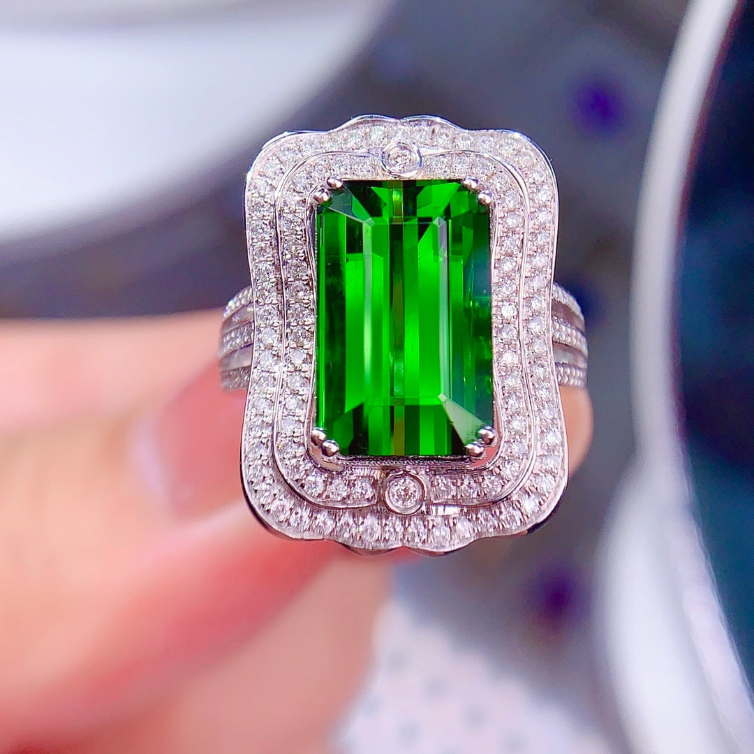 14k Gold 7.5 Ct Natural Tourmaline & Diamond Ring - 3