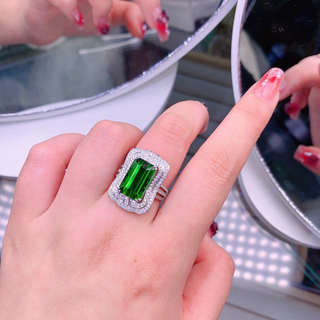 14k Gold 7.5 Ct Natural Tourmaline & Diamond Ring - 6