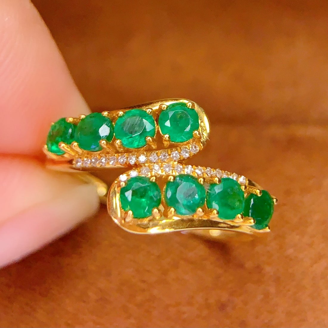 14k Gold 1.6 Ct Natural Emerald & Diamond Ring - 3