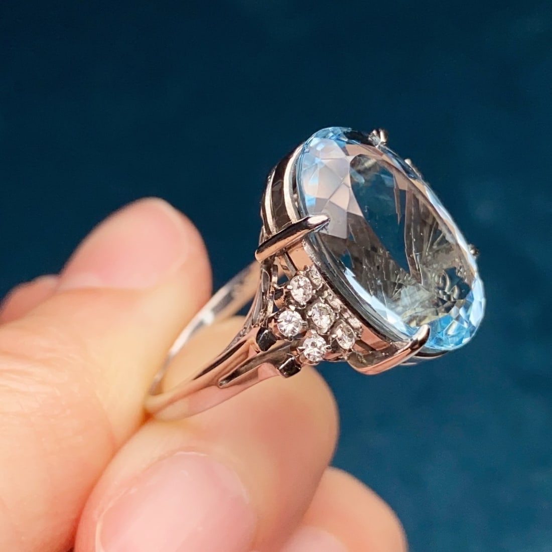 14k Gold 9.55 Ctw Natural Aquamarine & Diamond Ring - 4
