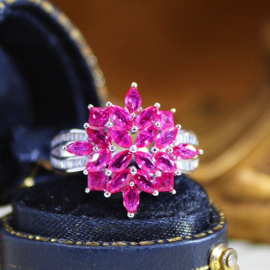 14k Gold 2.5 Ct Natural Ruby & Diamond Ring - 3