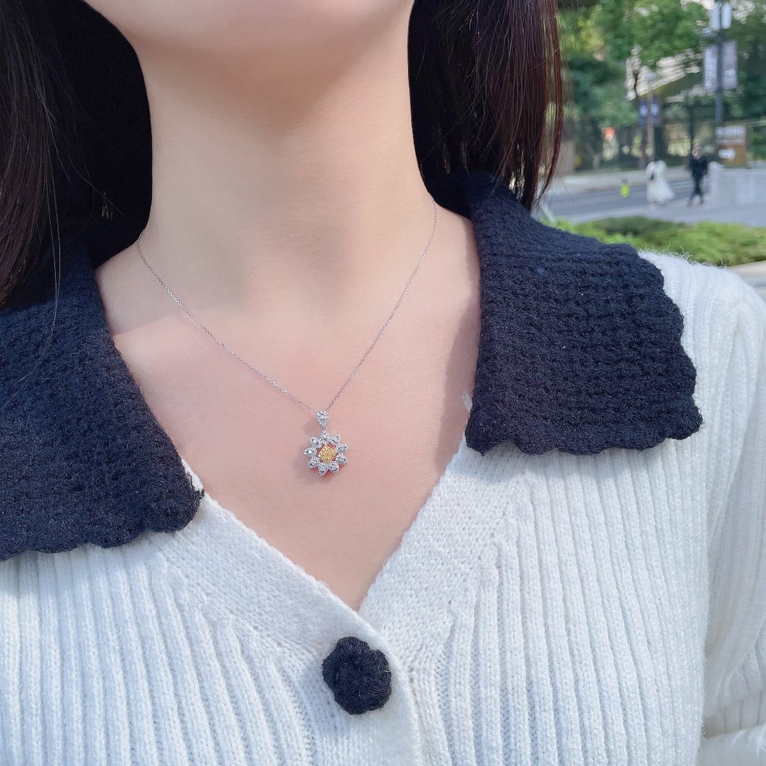 14k Gold 0.49 Ctw Natural Yellow Diamond & Diamond Necklace - 4