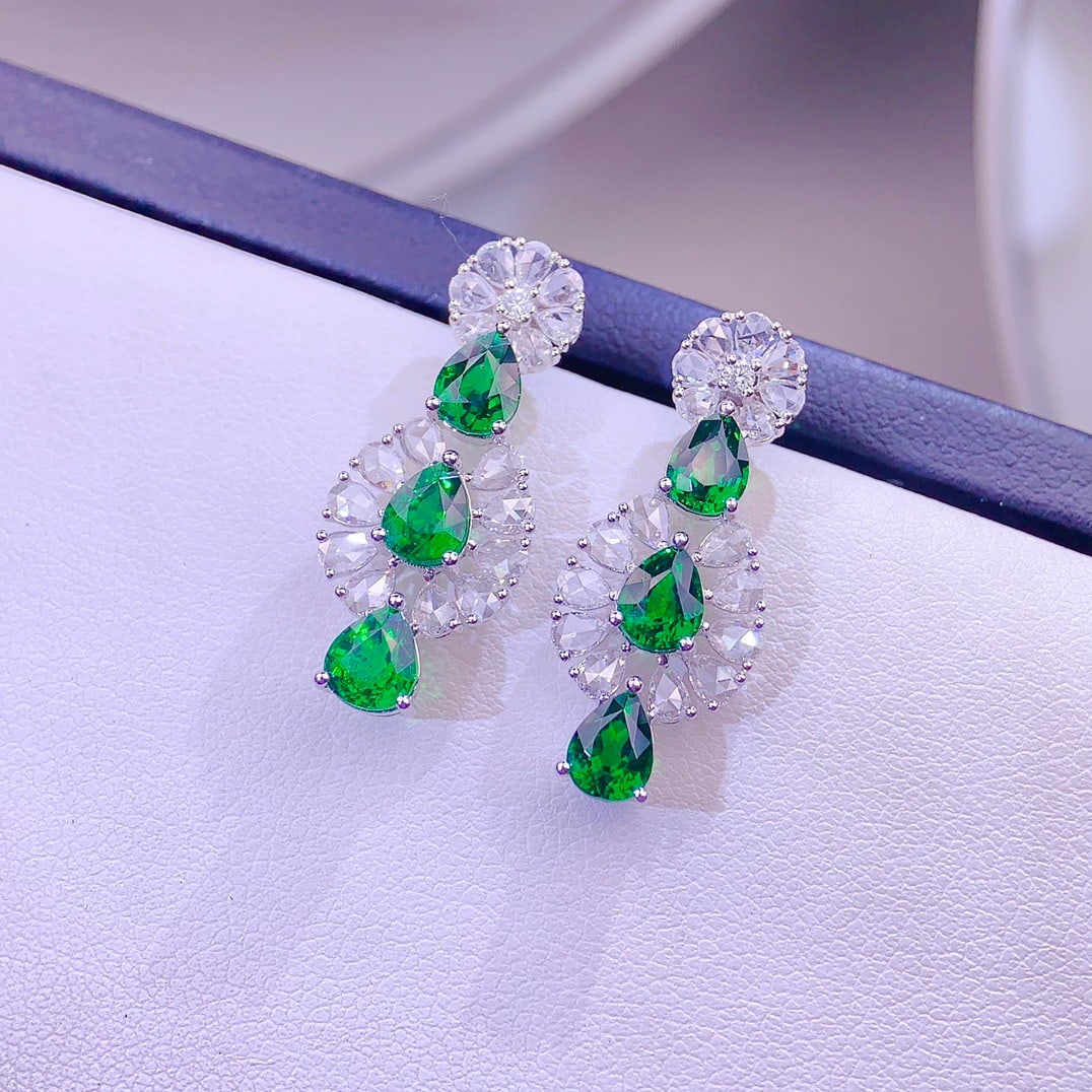 14k Gold 4.3 Ct Vivid Green Natural Tsavorite & Diamond Earrings - 4