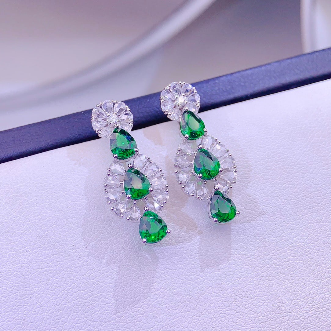 14k Gold 4.3 Ct Vivid Green Natural Tsavorite & Diamond Earrings - 5
