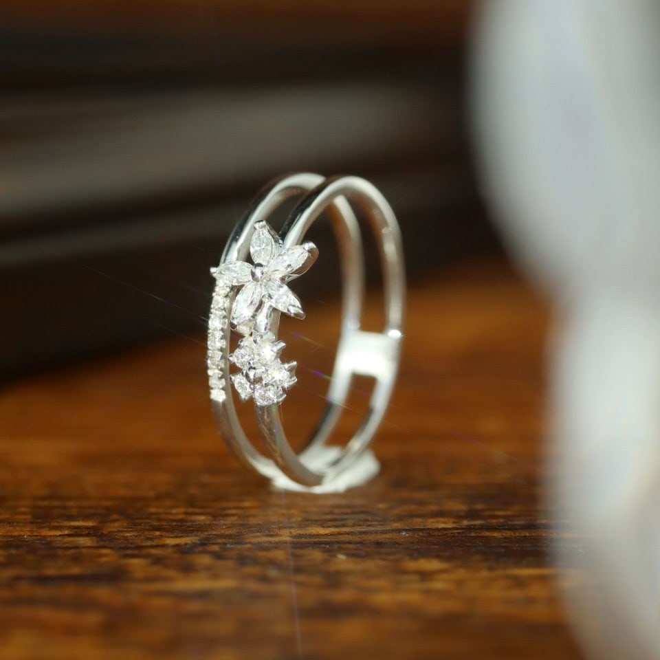 14k Gold 0.26 Ct Natural H Diamond Ring - 4