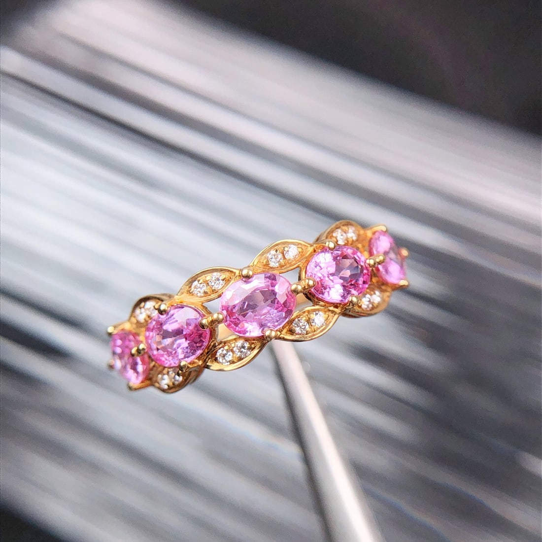 14k Gold 1.69 Ctw Natural Sapphire & Diamond Ring: Ref:231136315 // gold content:14k gold // ring size:7. 25us // // main gemstone:sapphire // shape:oval // carat weight:1. 61ct // color:pink // treatment:natural // // adjacent gemstone 2 :