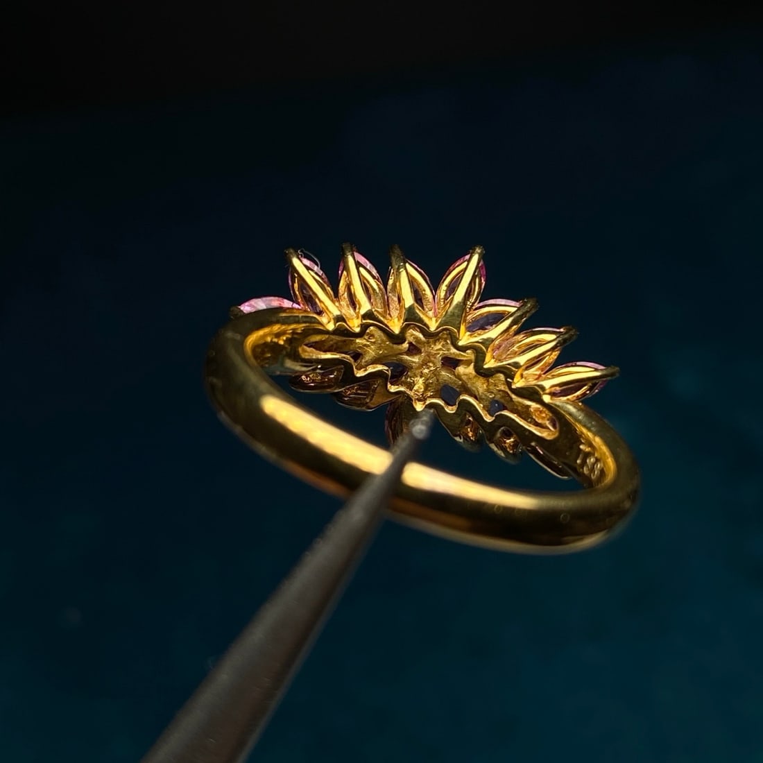 14k Gold 2.02 Ctw Natural Sapphire & Diamond Ring - 6