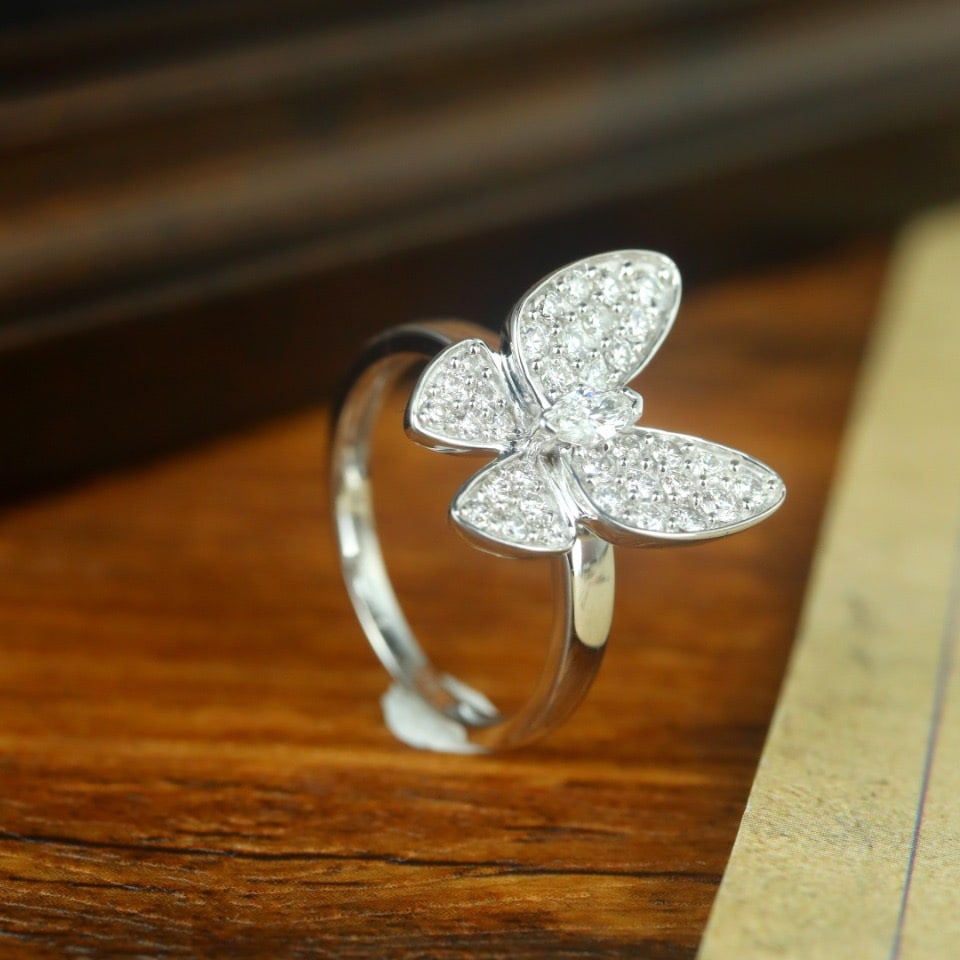 14k Gold 0.70 Ct Natural H Diamond & Butterfly Ring - 2