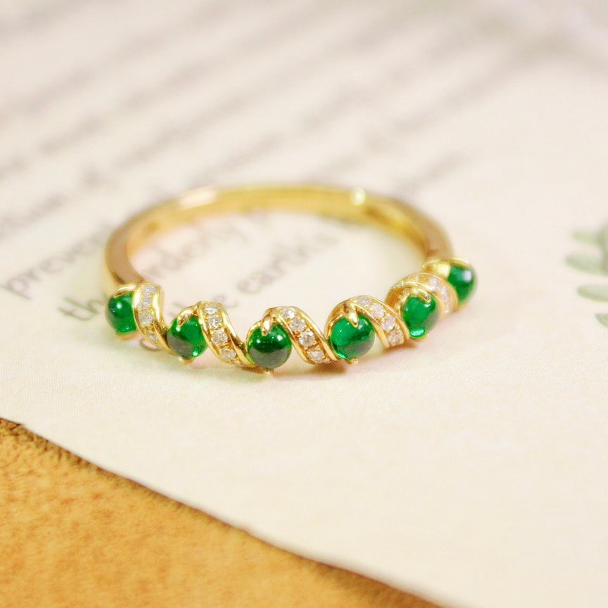 14k Gold 0.70 Ctw Vivid Green Natural Tsavorite & Diamond Ring - 4