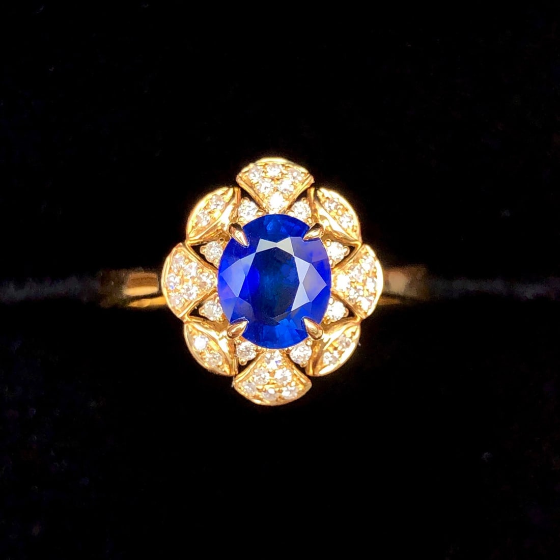 14k Gold 1.44 Ctw Natural Sapphire & Diamond Ring: Ref:231136364 // gold content:14k gold // ring size:7. 25us // // main gemstone:sapphire // shape:oval // carat weight:1. 27ct // color:blue // treatment:natural // // adjacent gemstone 2 :