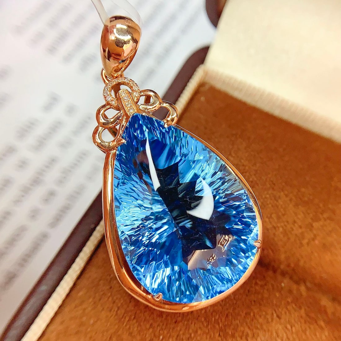 14k Gold 34 Ct Natural Topaz & Diamond Pendant( Without Chain ) - 3