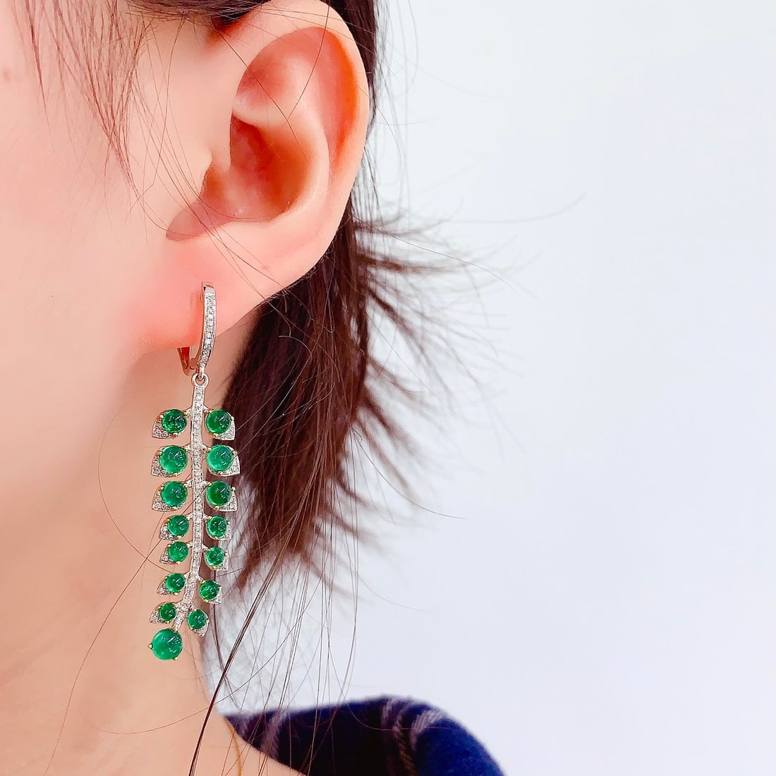 14k Gold 6.68 Ct Natural Emerald & Diamond Earrings - 5