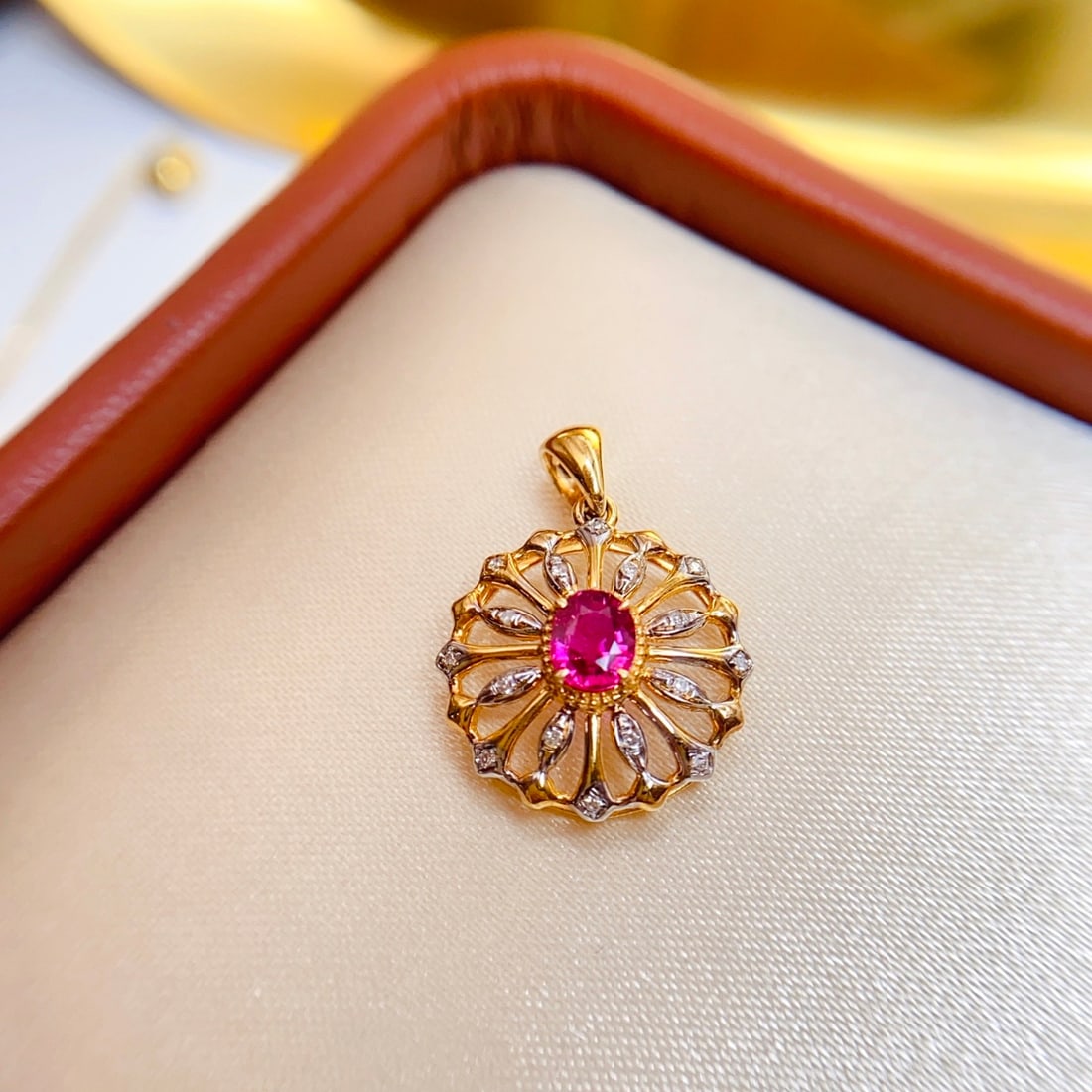 14k Gold 0.38 Ct Natural Ruby & Diamond Pendant( Without Chain ) - 5