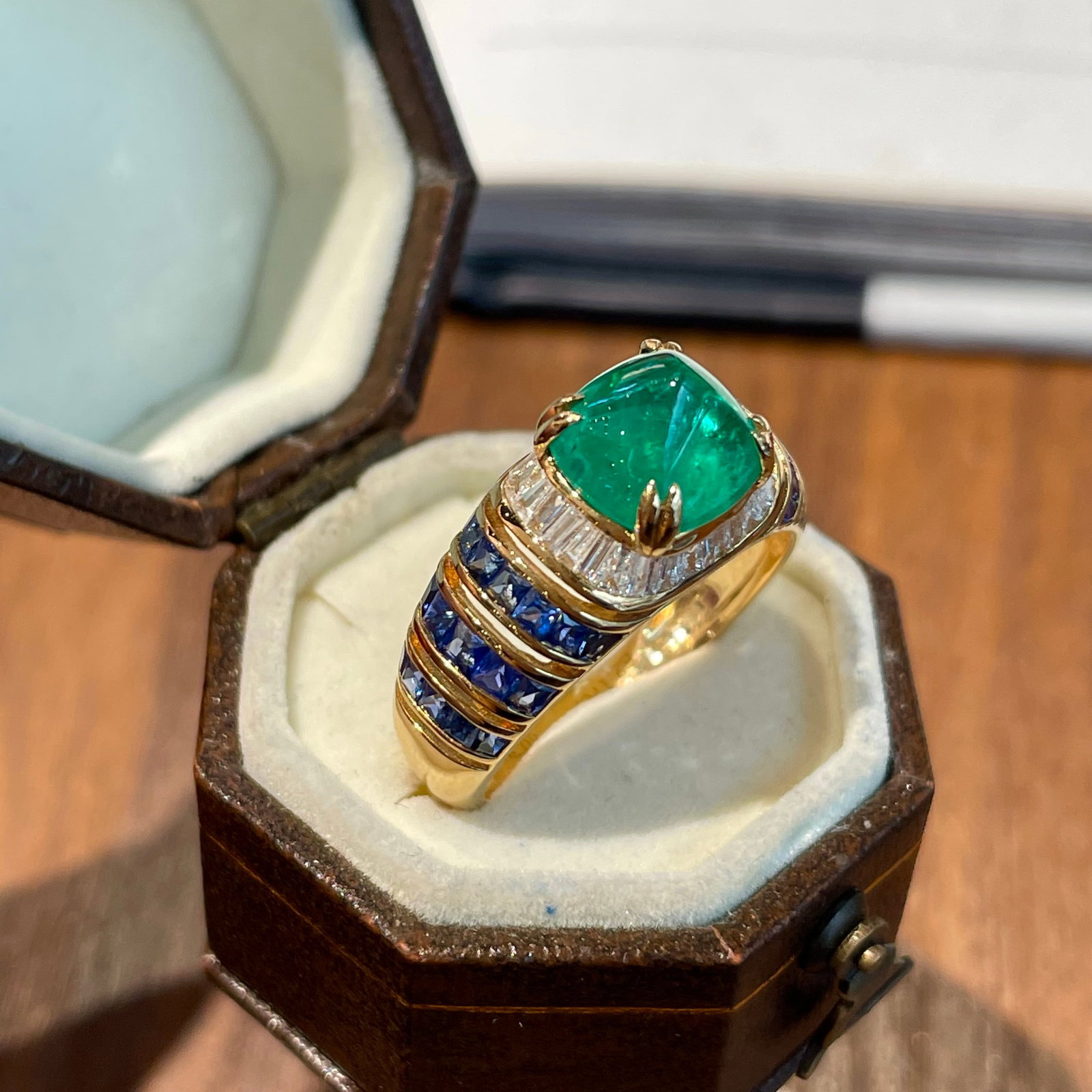 14k Gold 3.17 Ctw Natural Emerald & Sapphire Ring - 4