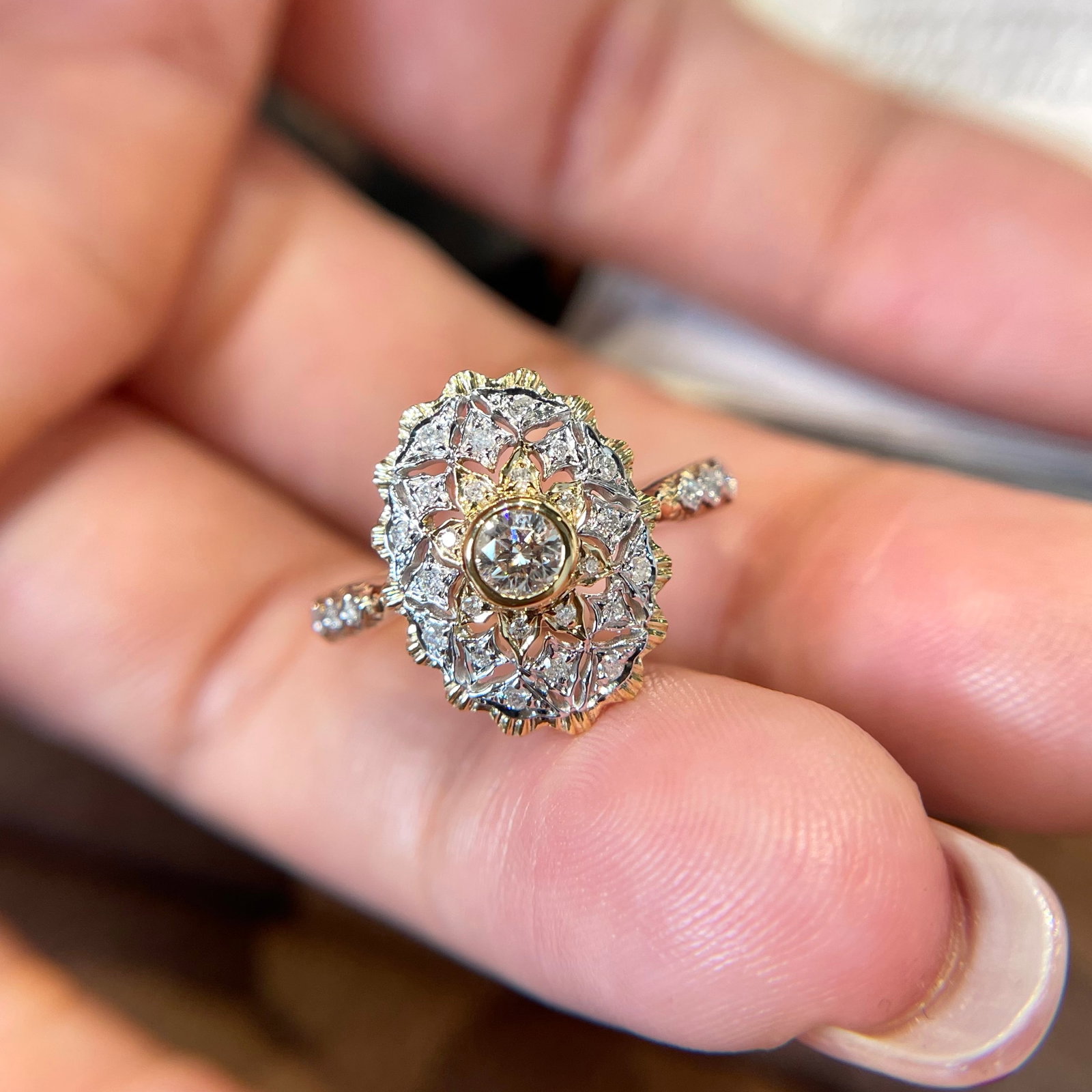 14k Gold 0.26 Ct Natural H Diamond Ring - 6