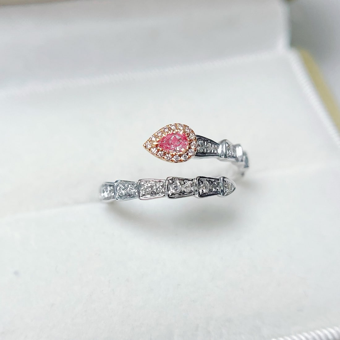 14k Gold 0.42 Ctw Natural Pink Diamond & Diamond Ring: Ref:231136448 // gold content:14k gold // ring size:7. 25us // // main gemstone:pink diamond // shape:pear // carat weight:0. 13ct // color:pink // treatment:natural // // adjacent gemstone 2 :