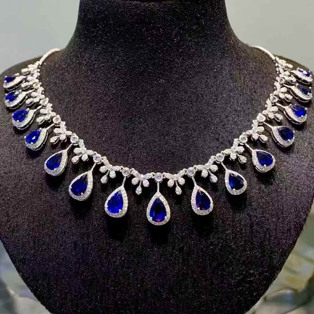 14k Gold 7.2 Ct Natural Sapphire & Diamond & Sapphire Necklace - 4