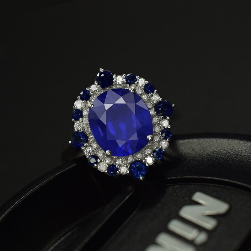14k Gold 3.47 Ctw Natural Sapphire & Diamond Ring: Ref:231121004 // gold content:14k gold // ring size:7. 25us // // main gemstone:sapphire // shape:oval // carat weight:3. 15ct // color:blue // treatment:natural // // adjacent gemstone 2 : diamond //