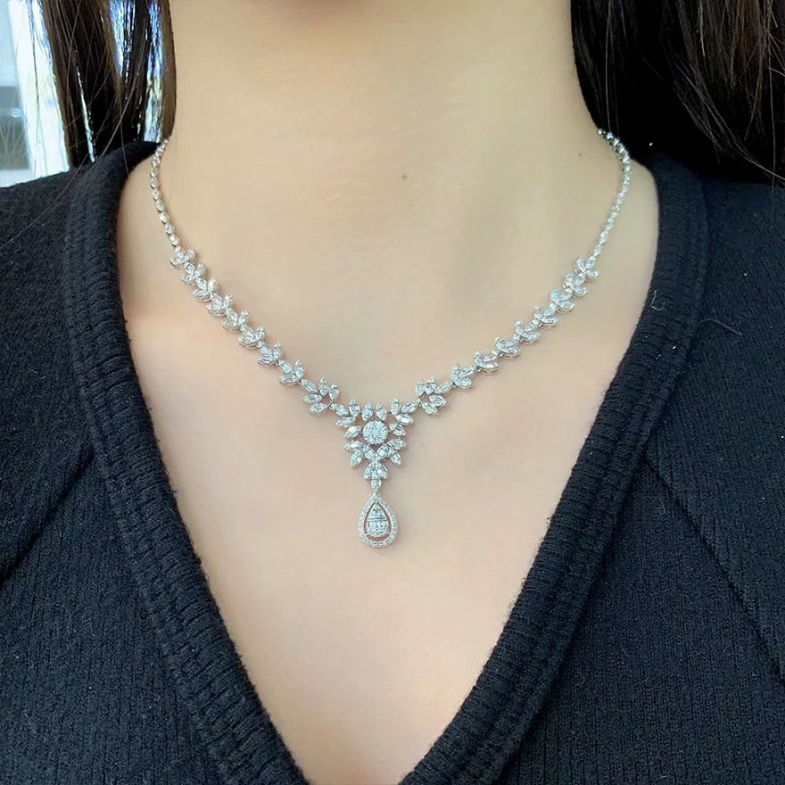 14k Gold 3.8 Ct Natural H Diamond Necklace - 7