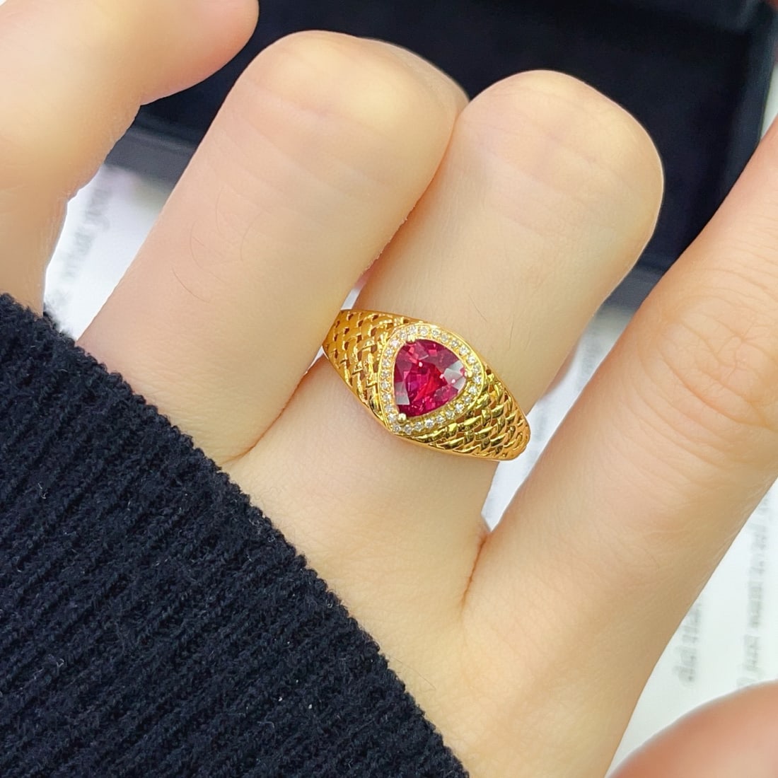 14k Gold 1.15 Ct Natural Ruby & Diamond Ring - 3