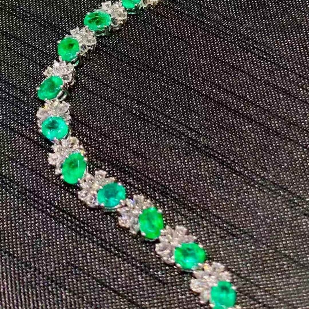 14k Gold 5.5 Ct Natural Emerald & Sapphire Bracelet - 3