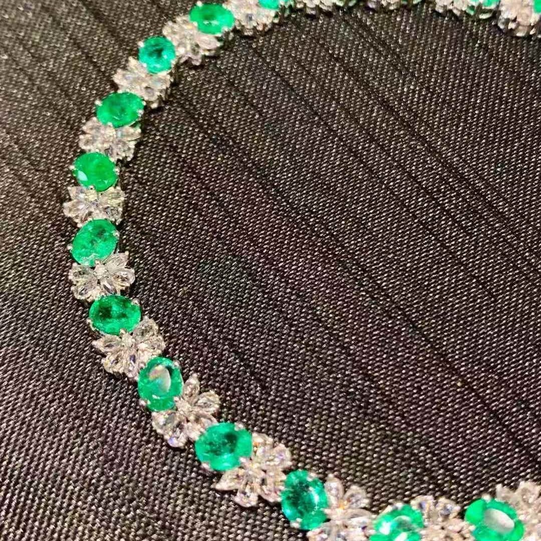 14k Gold 5.5 Ct Natural Emerald & Sapphire Bracelet - 5