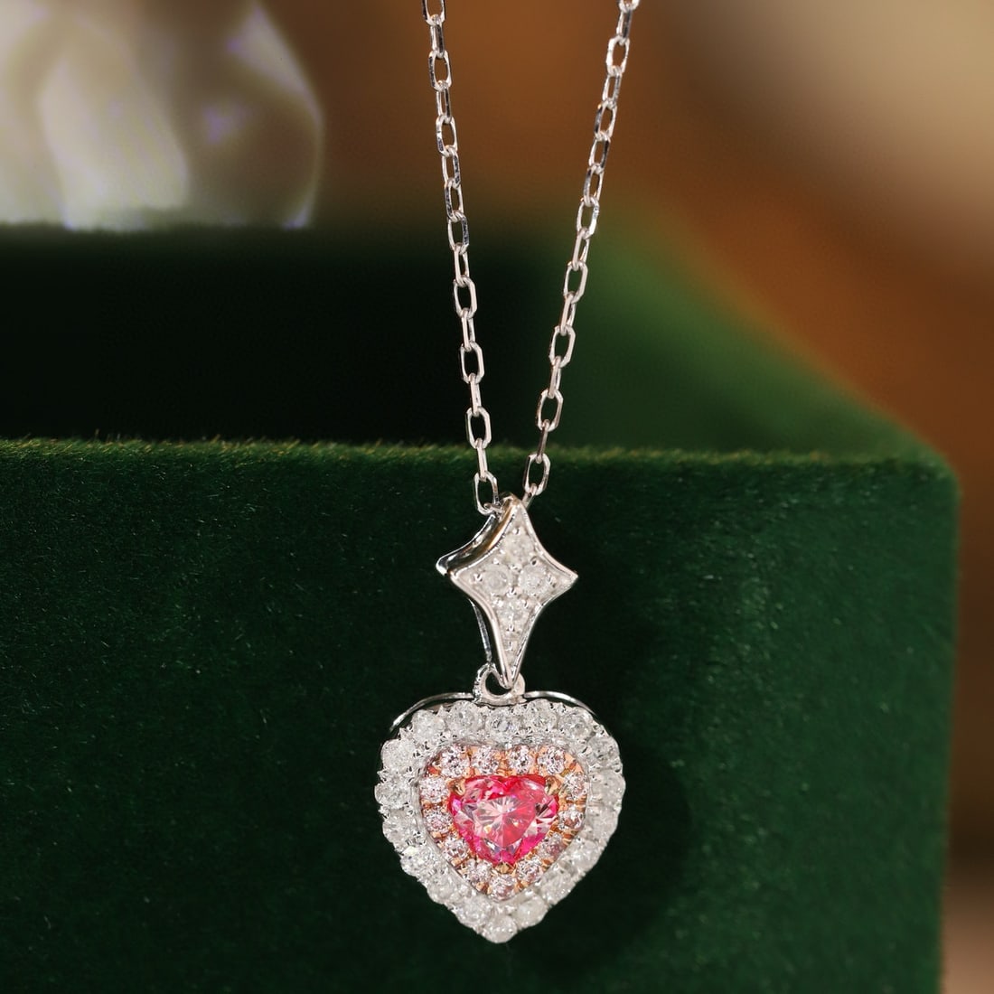 14k Gold 0.40 Ctw Natural Pink Diamond & Diamond Necklace: Ref:231121075 // gold content:14k gold // main gemstone:pink diamond // shape:heart // carat weight:0. 15ct // color:pink // treatment:natural // // adjacent gemstone 2 : diamond // shape:round // car