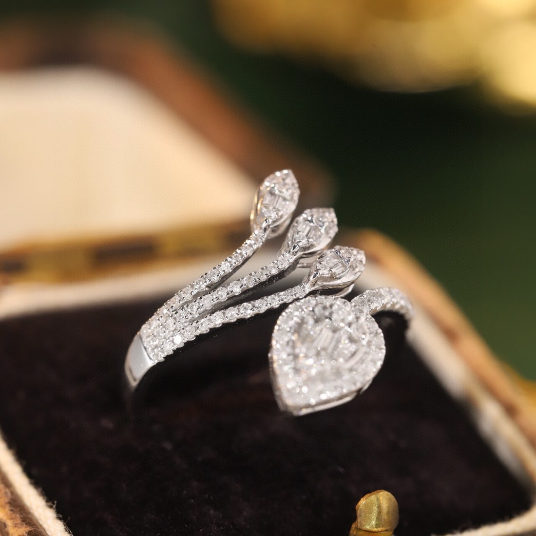 14k Gold 0.5 Ct Natural H Diamond Ring - 2