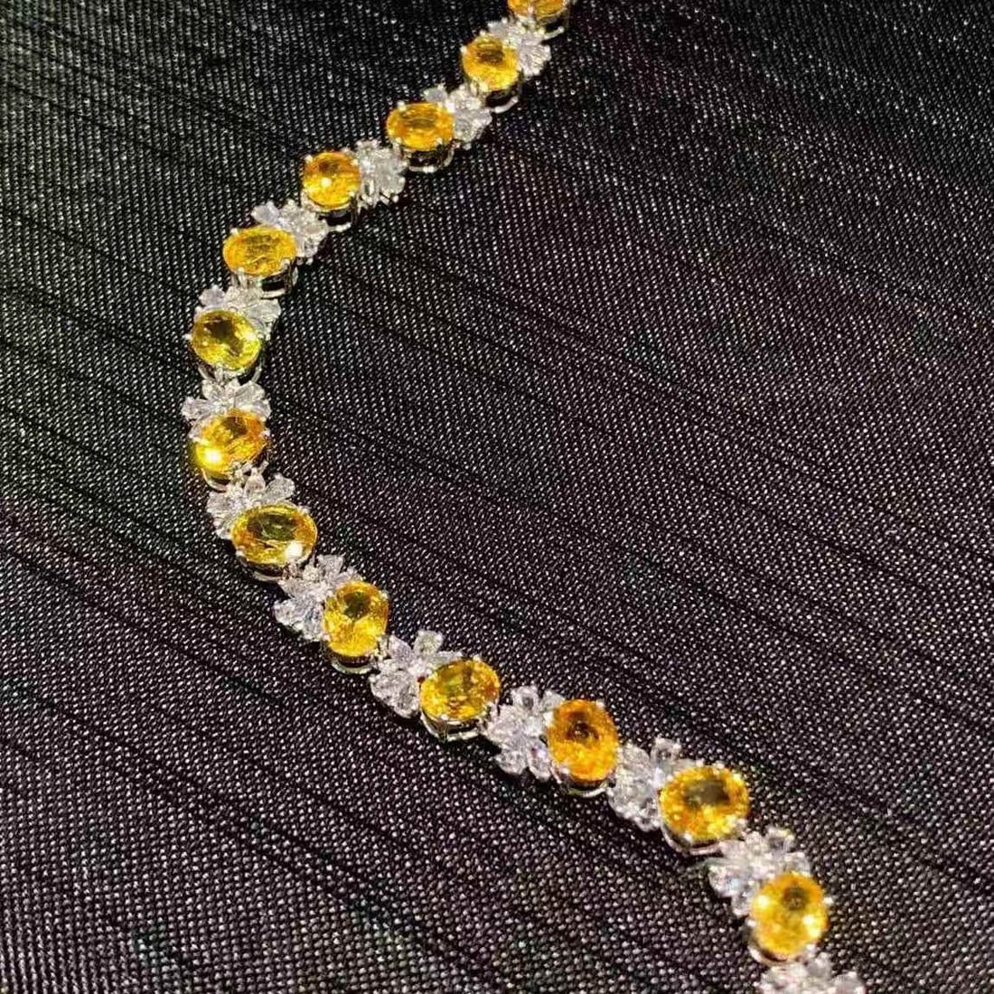 14k Gold 10.02 Ct Natural Sapphire & Sapphire Bracelet - 4