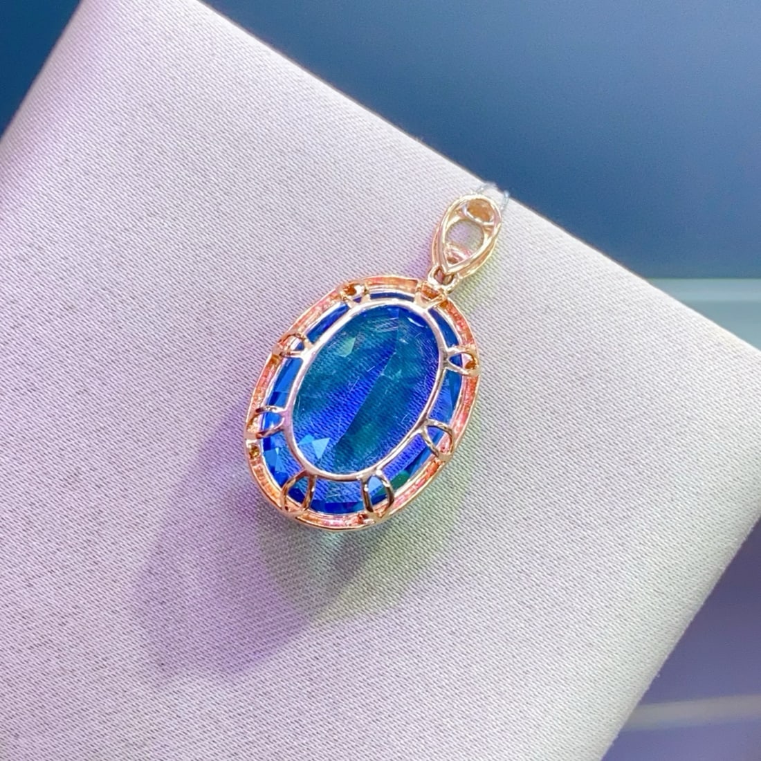 14k Gold 14.8 Ct Natural Topaz Pendant( Without Chain ) - 5