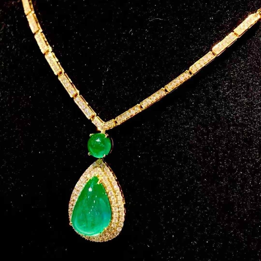 14k Gold 5.6 Ct Natural Emerald & Diamond Necklace - 4