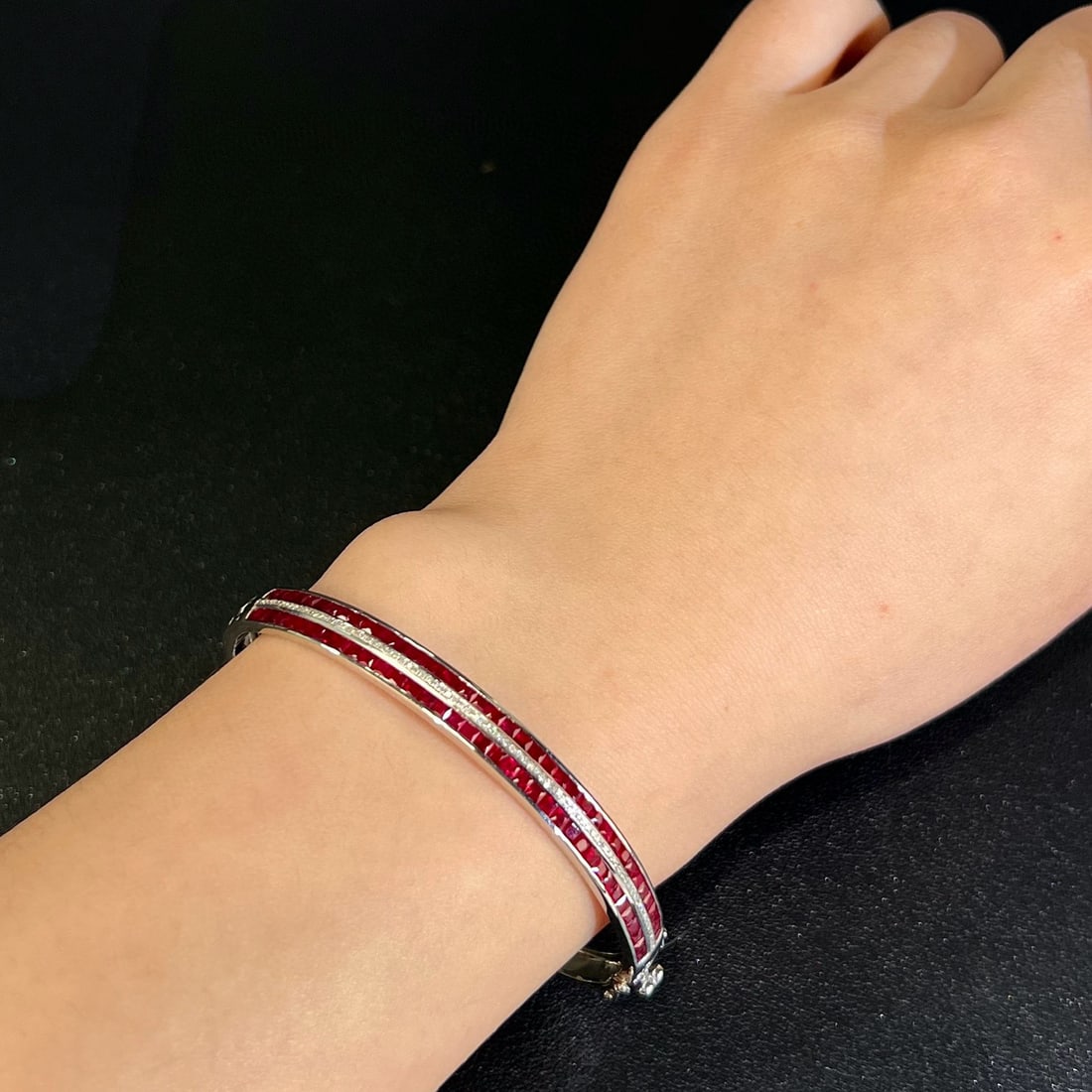 14k Gold 5.74 Ct Natural Ruby & Diamond Bangle - 4