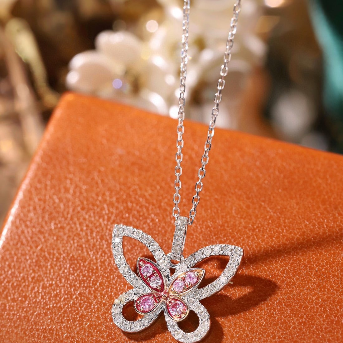 14k Gold 0.3 Ct Natural Color Diamond Necklace - 7