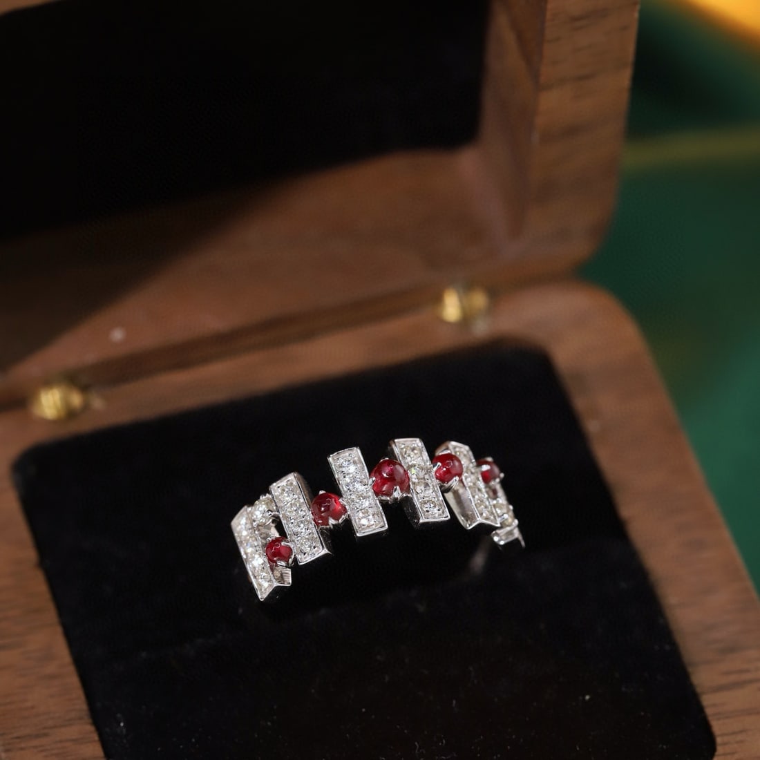 14k Gold 0.75 Ctw Natural Ruby & Diamond Ring - 3