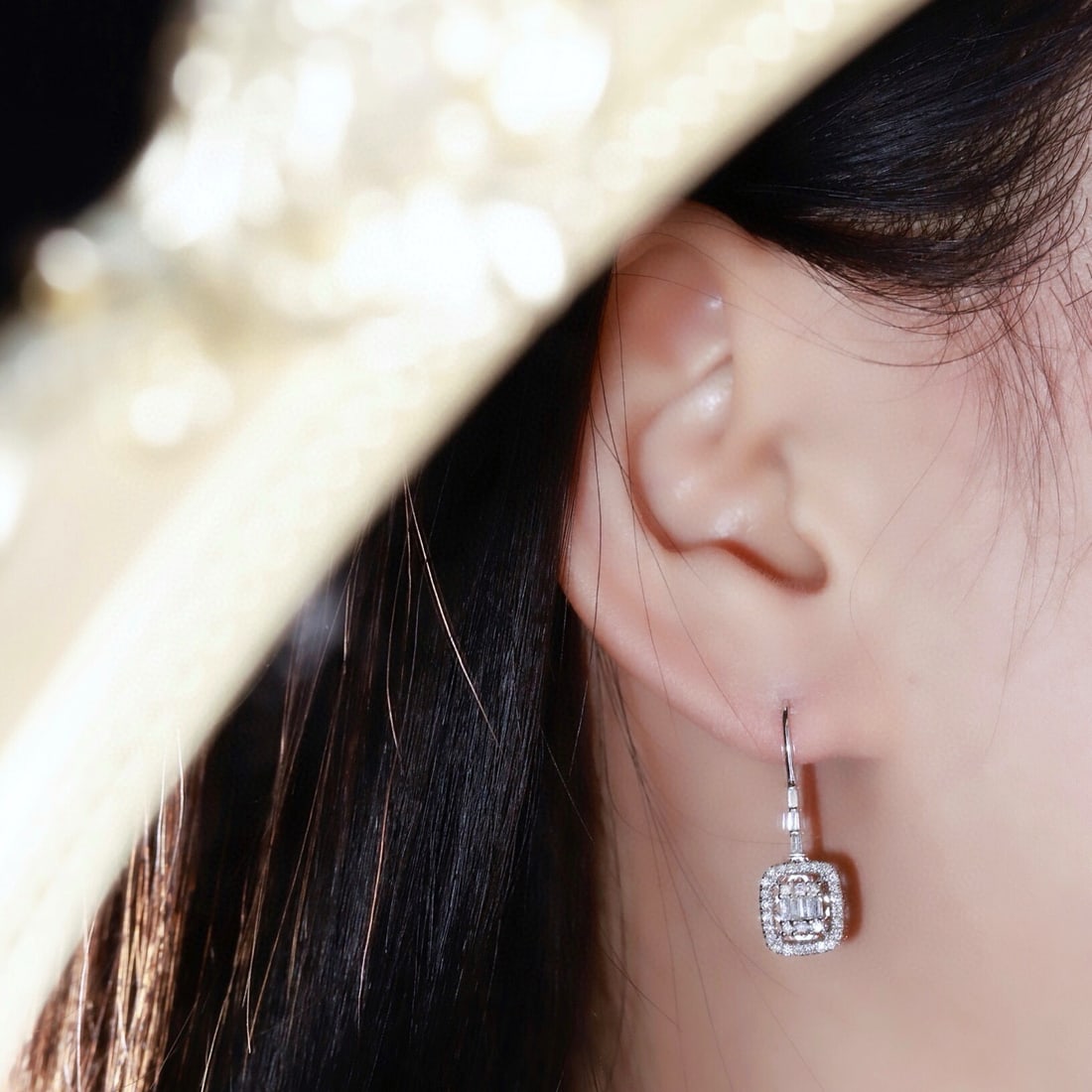 14k Gold 0.6 Ct Natural H Diamond Earrings - 8