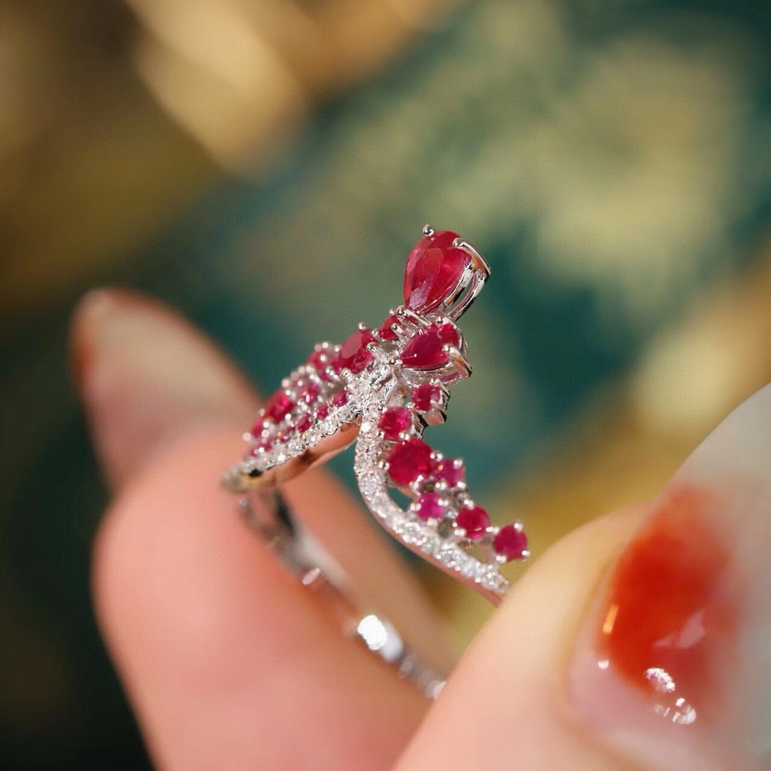 14k Gold 0.85 Ctw Natural Ruby & Diamond Ring - 5