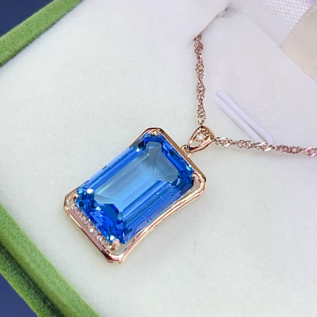 14k Gold 13.06 Ctw Natural Topaz & Diamond Pendant( Without Chain ) - 2