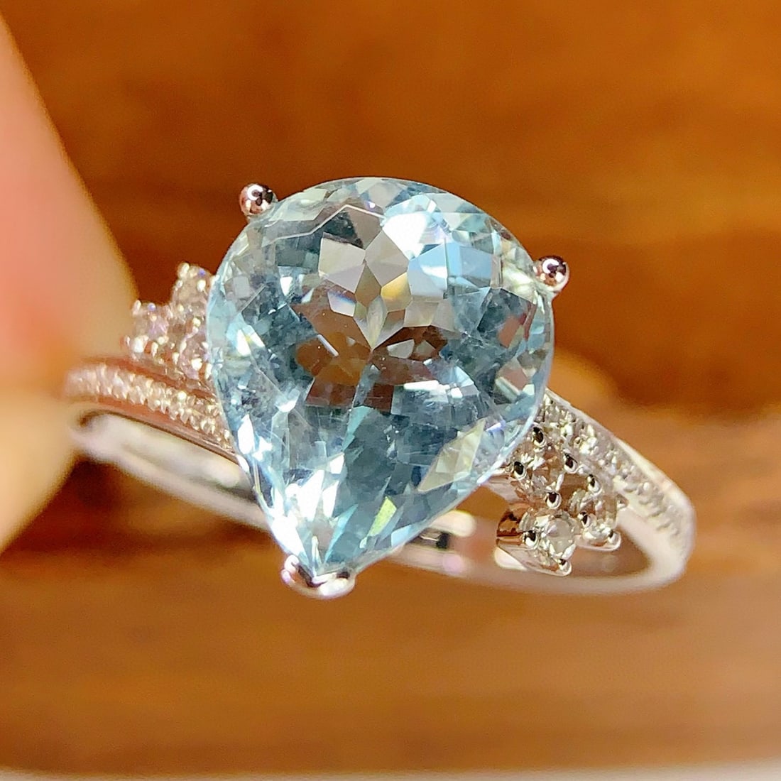 14k Gold 3.58 Ct Natural Aquamarine & Diamond & Sapphire Ring - 4