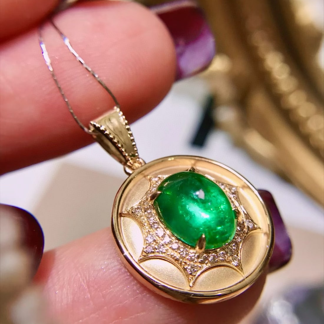 14k Gold 2.32 Ctw Natural Emerald & Diamond Pendant( Without Chain ) - 3