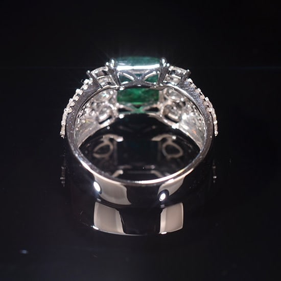 14k Gold 3.16 Ctw Natural Emerald & Diamond Ring - 4