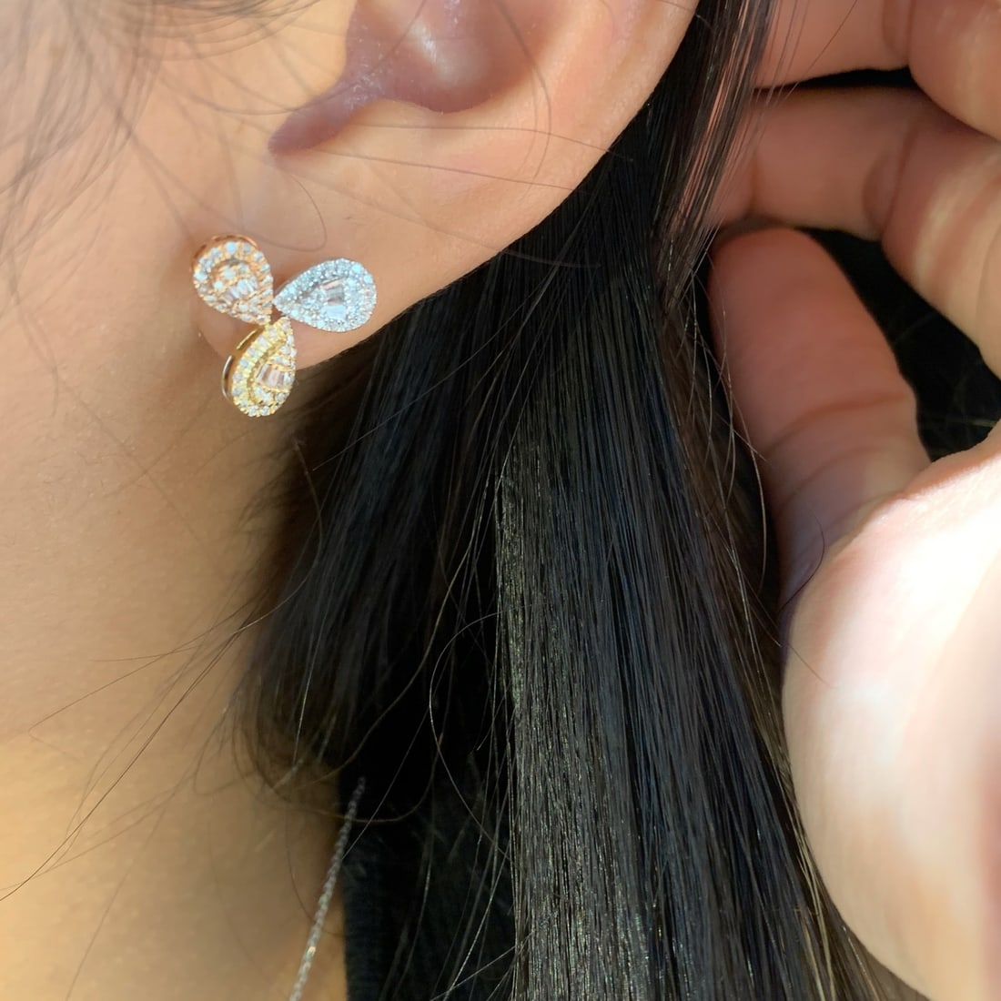 14k Gold 0.66 Ct Natural H Diamond Earrings - 4