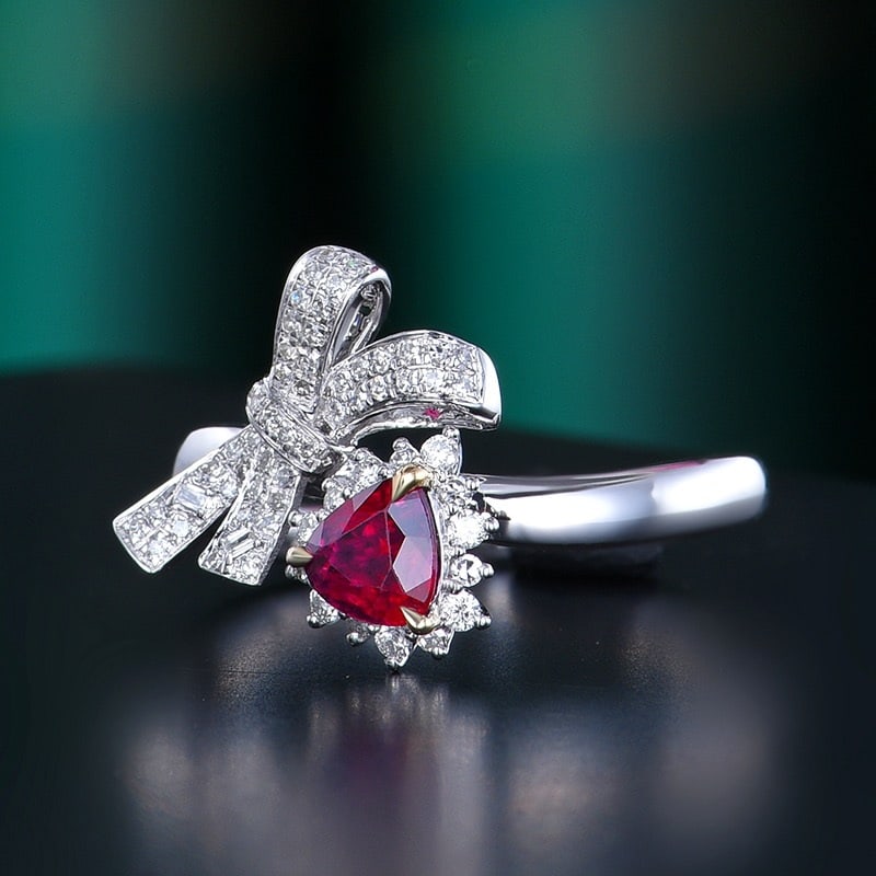 14k Gold 0.82 Ctw Vivid Red Natural Ruby & Diamond Ring - 2